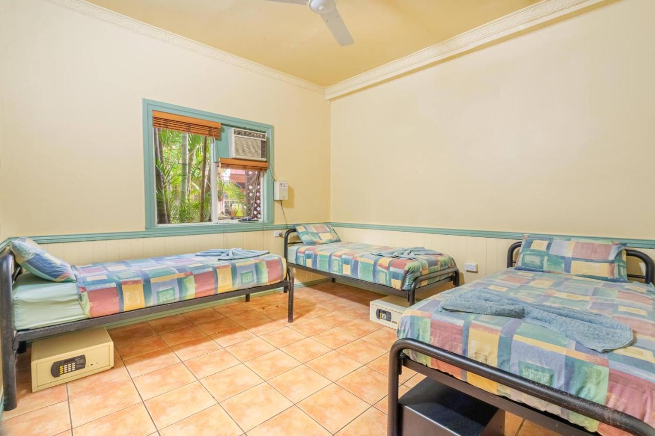 Tropic Days Boutique Hostel Cairns Luaran gambar