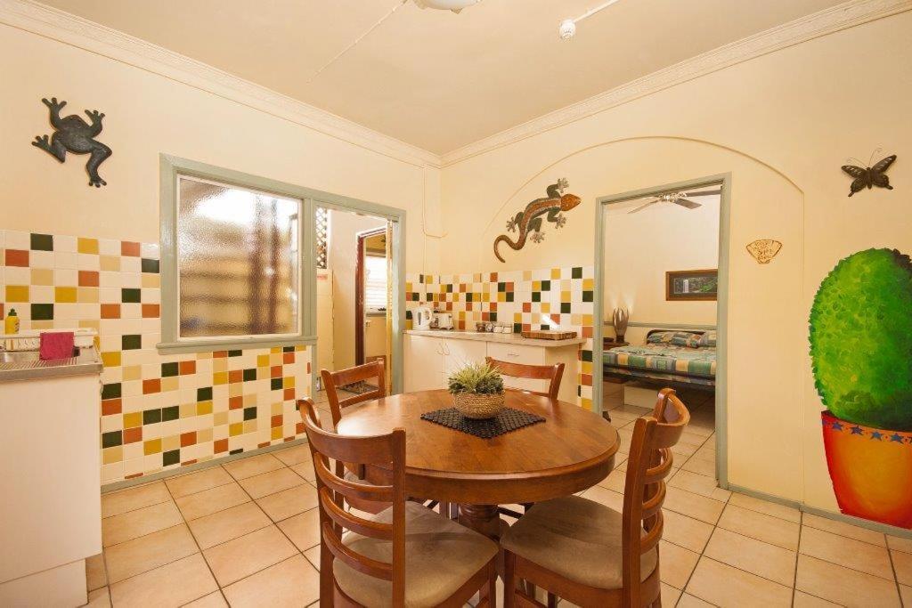 Tropic Days Boutique Hostel Cairns Luaran gambar